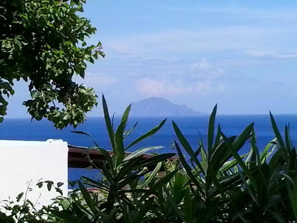 Couette-café La Rossa Salina (Sicily)