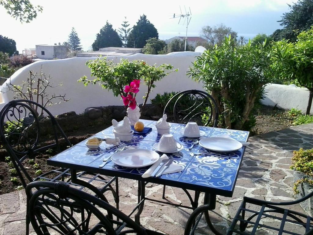La Rossa Salina (Sicily)