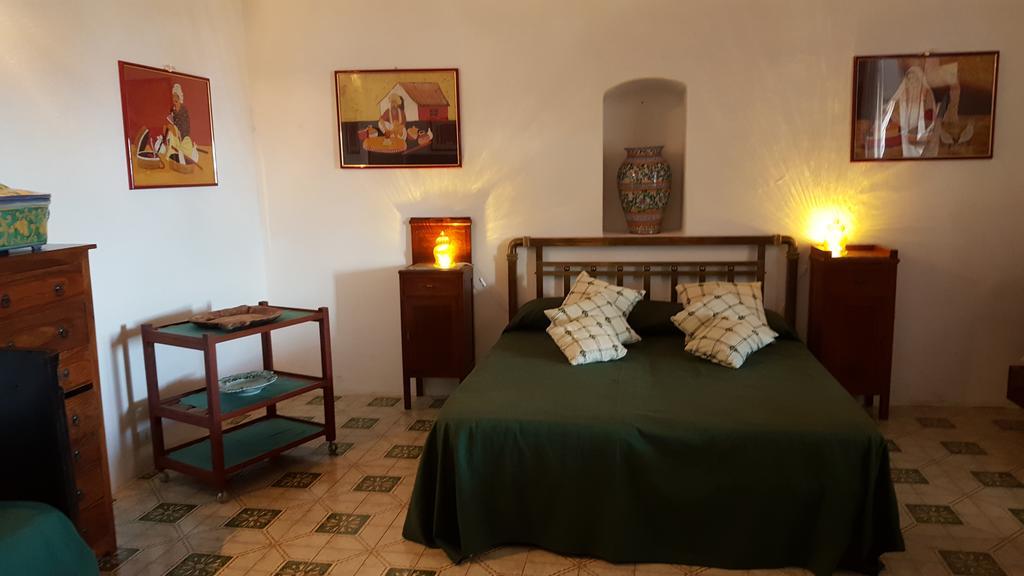 La Rossa Bed & Breakfast 3*